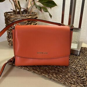 Michael Kors Crossbody Bag